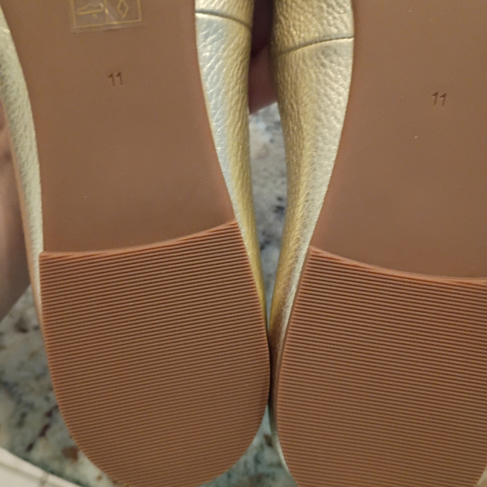 Tory Burch Metallic Gold Flat 11 These Are Perfection! Never Worn! MSRP$350 - Picture 5 of 14